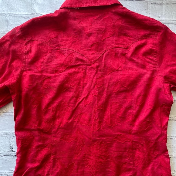 Y2K 90's Red western long sleeve with jewel detail by Ariat - Picture 3 of 4
